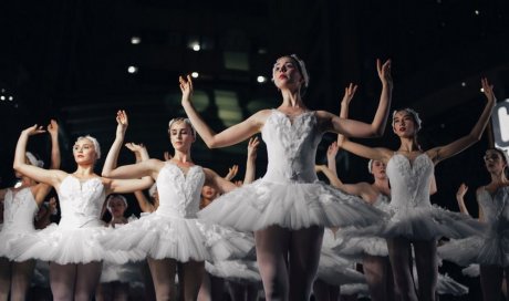 Tenues de cours Classique - Villars-les-Dombes - Academie de Danse Nicole SUISSE